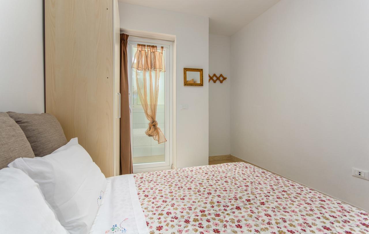 Apartment Riva Porec Luaran gambar
