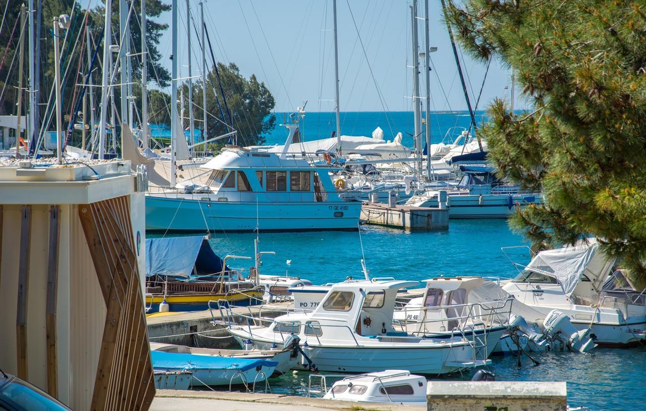 Apartment Riva Porec Luaran gambar