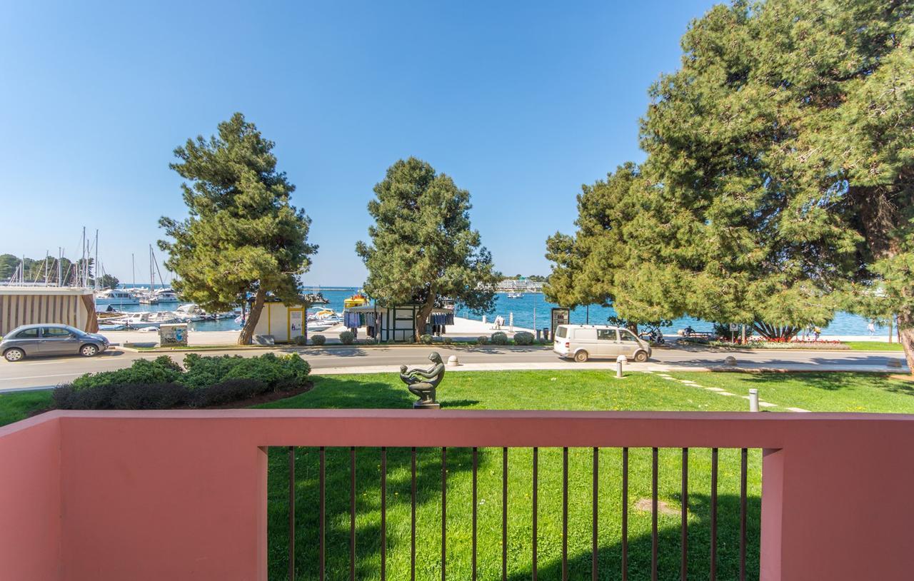 Apartment Riva Porec Luaran gambar