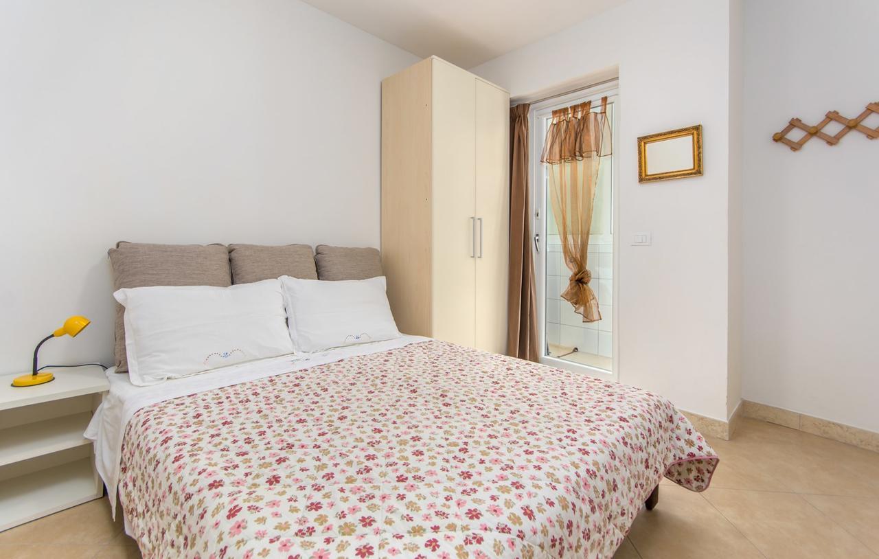 Apartment Riva Porec Luaran gambar
