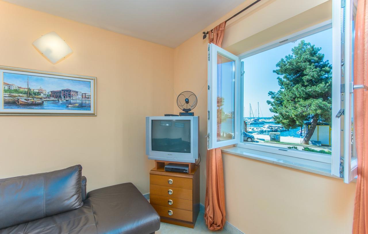 Apartment Riva Porec Luaran gambar